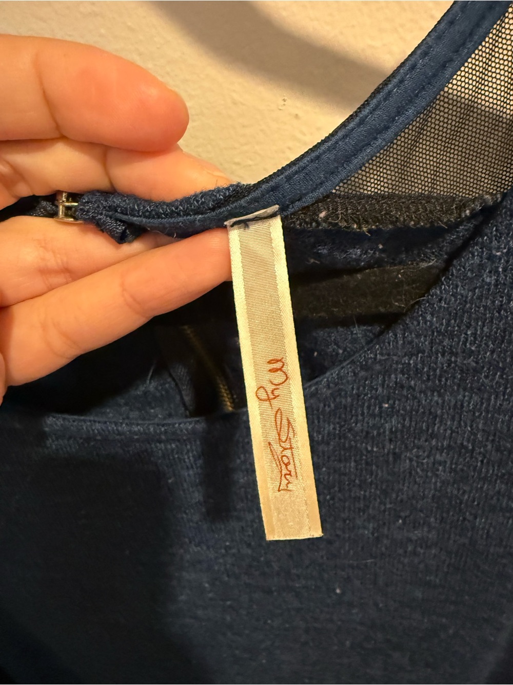 Women’s Blue Mesh-Accent Long Sleeve Top - Picture 5 of 6